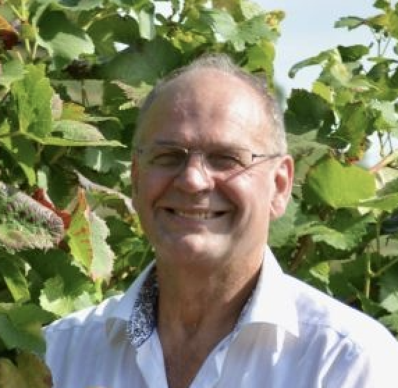 Porträt Franz J. Kiefer, Inhaber Weingut Kiefer Ortenberg